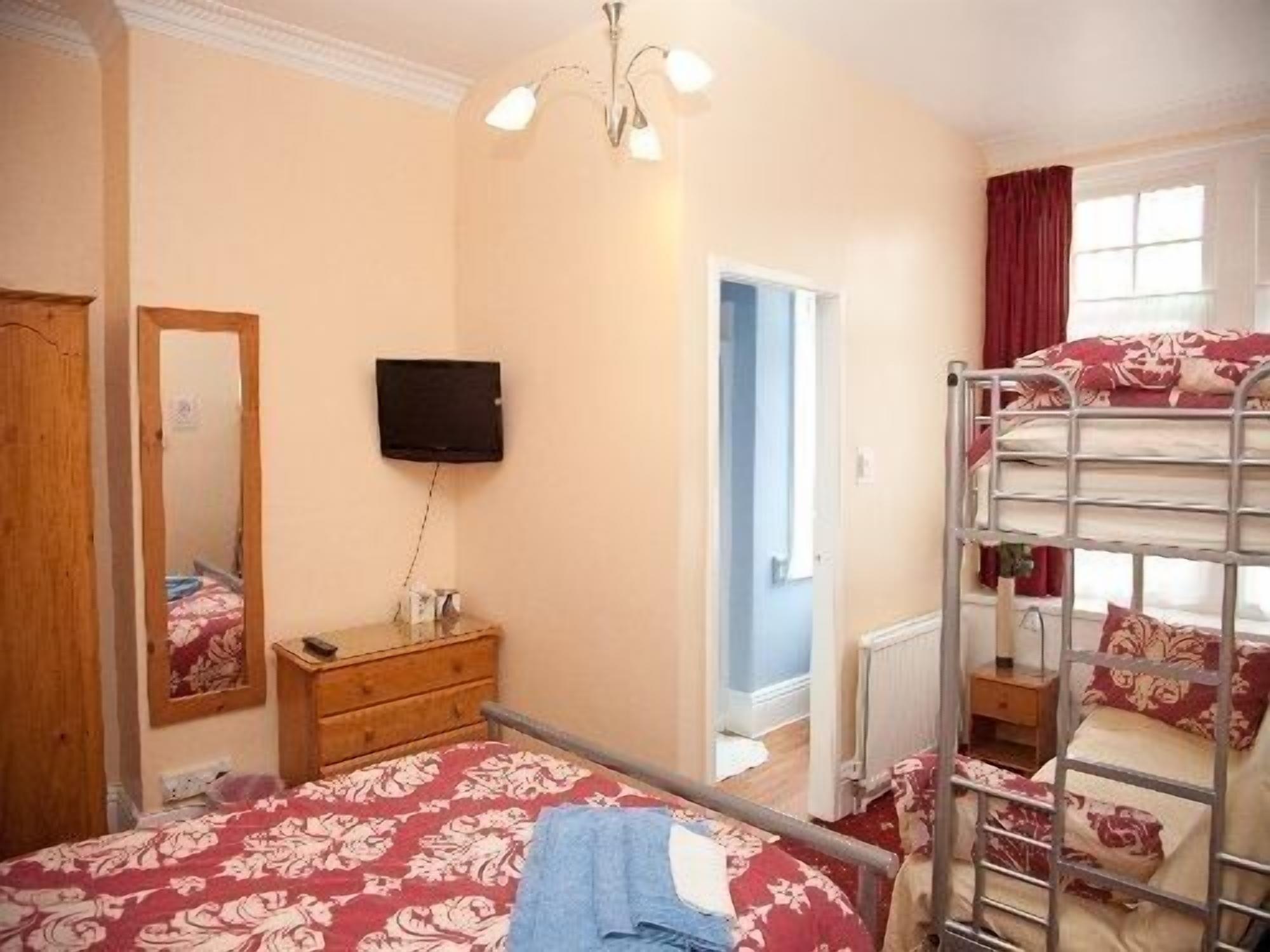 The Meltham Guest House Scarborough Ngoại thất bức ảnh